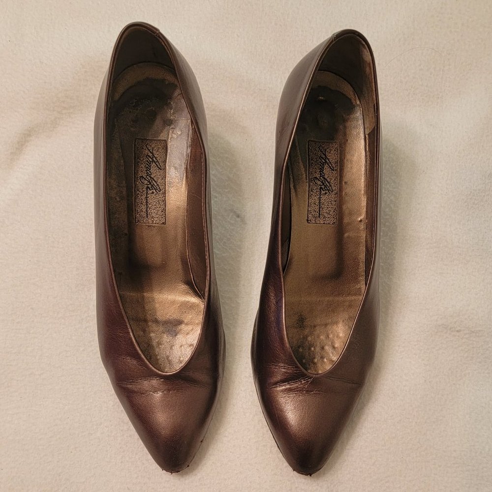 #38 - Amalfi Dahlia Metallic Bronze pumps